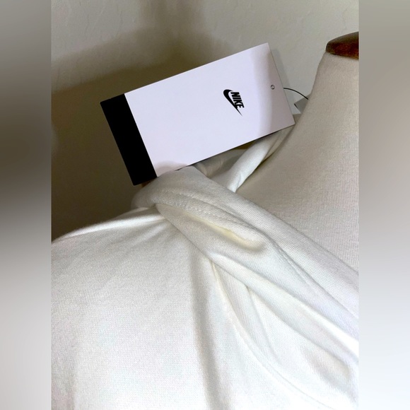 🎉HP🎉New! Nike Womens Logo Black/Gold Logo Fleece Hood Sweatshirt Cream Size XL🖤 - Picture 5 of 7